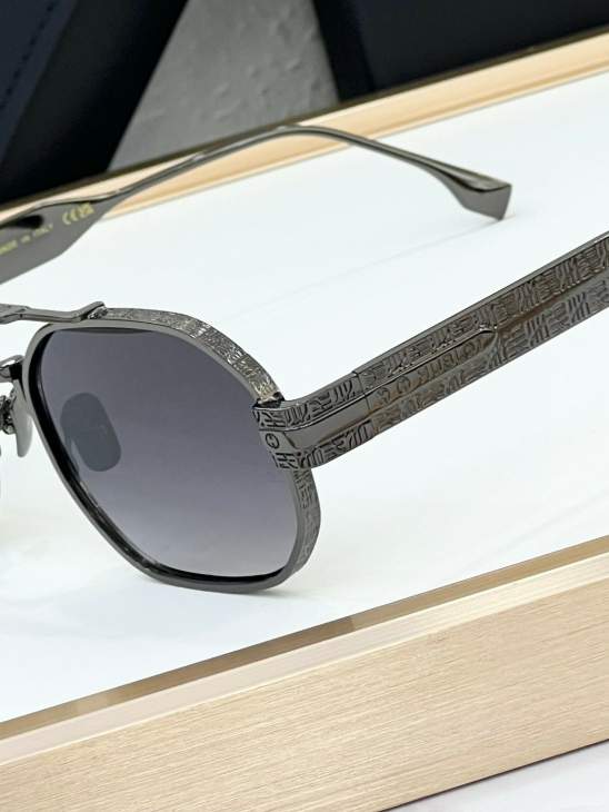 Picture of Hublot Sunglasses _SKUfw68373280fw